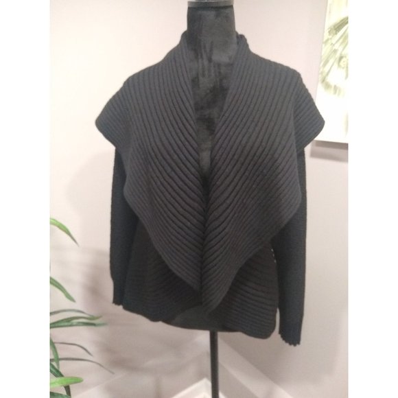 Grace Elements Sweaters - Grace Elements Black Shawl Collar Sweater Wrap